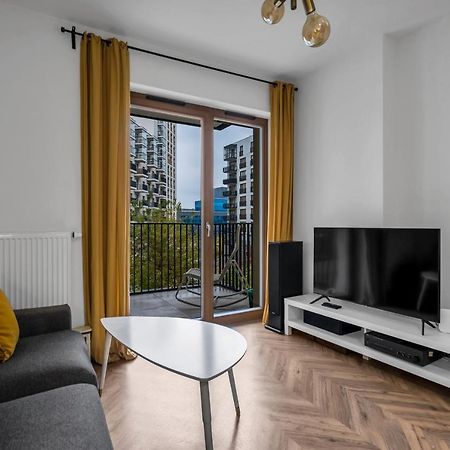 Business District Apartment - Parking, Balcony By Rentujemy Warsaw Exterior photo