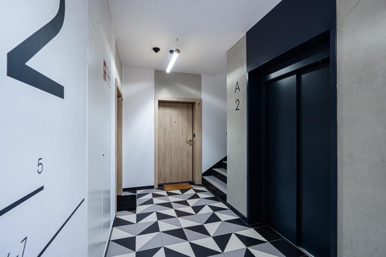Business District Apartment - Parking, Balcony By Rentujemy Warsaw Exterior photo